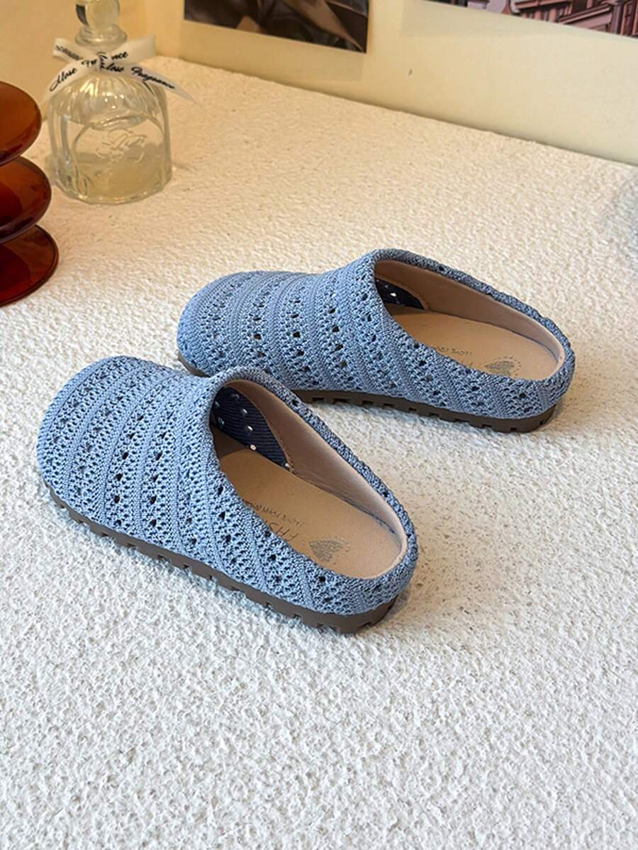 1 par de Mulas/Chinelas con puntera cerrada, de malla y calado, respirables para niñas. Pantuflas de casa de unicolor para el verano, aptas para uso casual al aire libre