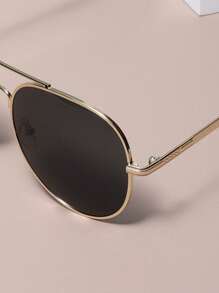 1 Pair Pilot Metal Outdoor Driving Beach Fashion Glasses, Suitable For Daily Wear For Summer Beach Vacation, Outdoor, Travel