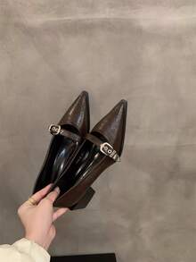 Women Flats - Color - View 9