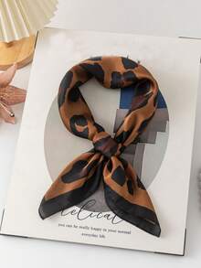 1pc Women Fashionable & Versatile Leopard Print Satin Bandana, Smooth Lightweight Sun Protection Vintage Headscarf, Suitable For Daily Wear - Multicolor - View 4