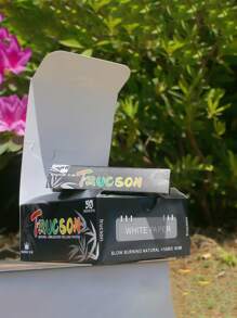 50 Pieces/Box Of Cigarette Paper, 32 Pieces Of 110mm Black Pre-Roll Paper/Book Handmade Roll Paper Accessories, Ultra-Thin Slow Burning Roll Paper With Tips, Suitable For Christmas Gifts, Halloween Gifts, Valentine's Day Gifts, New Year Gift Parties And Holiday Supplies, Easy To Carry