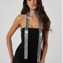 Fashionable Metallic Sequin Scarf Necklace - Silver - View 4