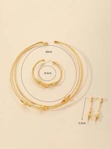4Pcs Luxury Style Flower Necklace Tassel Earrings Bridal Jewellery Set.