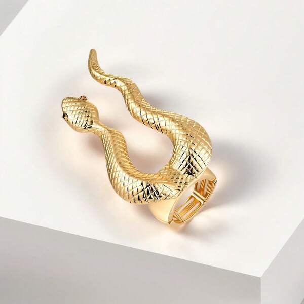 Fashionable Gold Exaggerated Elastic Snake Rings