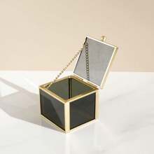 1pc Vintage Style Square Glass Jewelry Box With Golden Accents - Zipped Storage Case For Earrings, Rings, Bracelets And Necklaces. Retro Golden Transparent Glass Jewelry Box With Lid - Geometric Golden Jewelry Display And Storage Box, Home Decor Box, Suitable For Holding Accessories, Rings, Earrings, Girl/Woman Birthday Gift,For Holiday Beach, Bathroom Collection, Bedroom Collection, Large Capacity