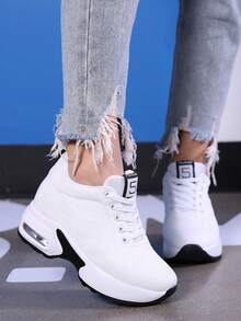 Women's Running Shoes, Women's Trainers, Outdoor Light Soft Sole Boosters - White - View 1