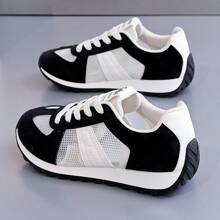 1 Pair Women Light Luxury Series Lace-Up Flat White Sneakers, Comfortable Multipurpose Casual, Sports Shoes, Shopping, Student, Suitable For Spring 2025