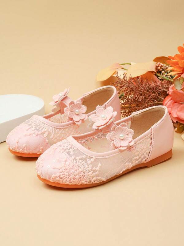 Novos sapatos Mary Jane de verão para meninas, bico redondo, sapatos infantis de princesa com renda, sapatos versáteis para meninas com laço, adequados para casamento, antiderrapantes para áreas externas, casuais