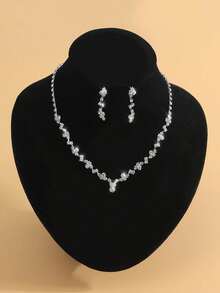 Silver Rhinestone Bride Wedding Accessories Jewelry Set: Necklace, Earrings And Bracelet - Silver - View 6