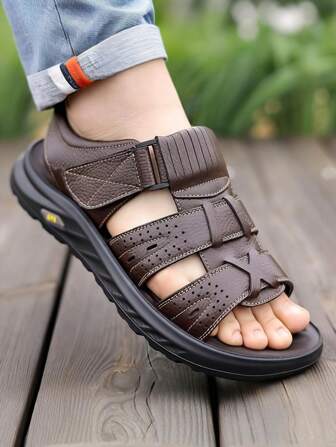 Sandalias casuales de cuero genuino para hombres | Diseño perforado transpirable con cierre de gancho y bucle | Calzado de verano antideslizante para uso al aire libre y diario