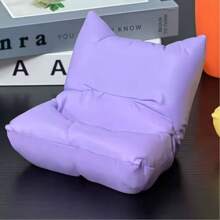 Nuevo soporte para teléfono con forma de sofá, decoración de escritorio de oficina mini fresca, soporte móvil inclinado creativo y lindo adecuado para transmisiones en vivo y toma de fotos, accesorio de muñeca de 10 cm