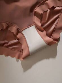 4 Pcs Of Women's Large Size Non-Marking Solid Color Sexy Satin Bow Ruffled Edge Mid-Waist Hip Lift Triangle Panties