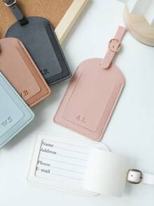 Takeoak 1 Stück personalisierter Initialen Gepäckanhänger für Koffer, individualisierter Monogramm-Namens-Gepäckanhänger mit Datenschutz-Namenskarte, personalisierter veganes Leder-Anhänger, Reise-Tasche, Rucksack-Anhänger, Geschenkanhänger, Reise-Accessoires, handgefertigt, stilvolle Reise-Geschenke, Geburtstag, Brautjungfer-Geschenke für Freunde, Pendeln, Business Lässig, Basics, individuell, ideale Geschenke für sie, ihre, Familie, Freunde, Freundin, für Jahrestage, für Geburtstage, für Urlaub/Reisen, für draußen/Ausflüge/Reisen/Wandern/Stadion/Sport/Klettern, für Geschäft/Pendeln/Arbeit/Büro, Schulmaterial, Rückkehr zur Schule, für Büro, für Schule, für Klassenzimmer, für Lehrergeschenke, für Universität, für Kollegen, für Studentenwohnheime, für Lehrer, für Jungen und Mädchen, für Teenager, Schüler der Sekundarstufe I, Schüler der Sekundarstufe II, Studenten, Erstsemester, Zweitsemester, Unterstufenschüler, schicke Herbstmode, urbane Kühle - Verschiedenfarbig - Übersicht 3