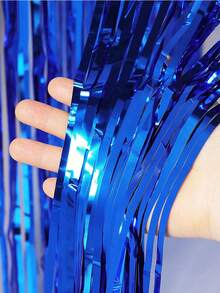 1pc Metallic Foil Fringe Table Skirt, Rectangle Blue Metallic Wire Party Table Decoration For Christmas, Birthdays, Wedding Receptions, Dessert Tables - Blue - View 4