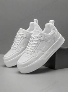 Sapatos Casuais Outdoor Confortáveis e Versáteis de Couro Branco Puro com Efeito de Emenda para Casal, Elegantes e Simples, Plataforma Alta Juvenil, Sola Plana Esportiva Absorvente de Impacto, Sapatos Brancos