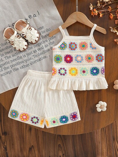 Conjunto de camisola y shorts con textura de tela de contraste, volantes y multicolor en estilo bohemio para niña bebé, adecuado para vacaciones y uso diario