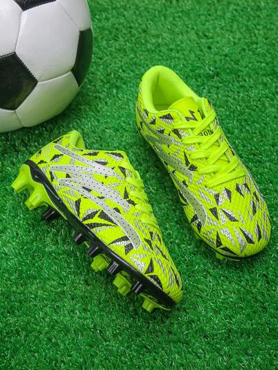 1 Pair Children's Fashion Popular Neutral Football Training Shoes, Embossed Graffiti Personalized Low-Cut All-Season Cleats, Anti-Kick Wear-Resistant Breathable Outdoor Training Sports Shoes