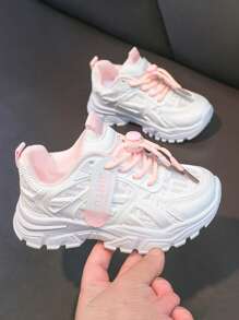 1 paio di sneaker casual estive bianche in rete traspiranti e bucherellate per ragazze