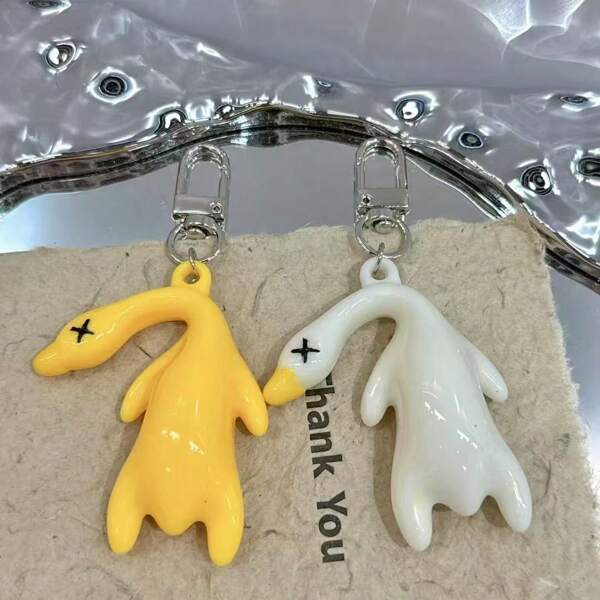 1pc Creative And Funny Duck Keychain Pendant, Roast Duck Car Pendant, Cute Cartoon Bag Chain Accessory Birthday Party Gift