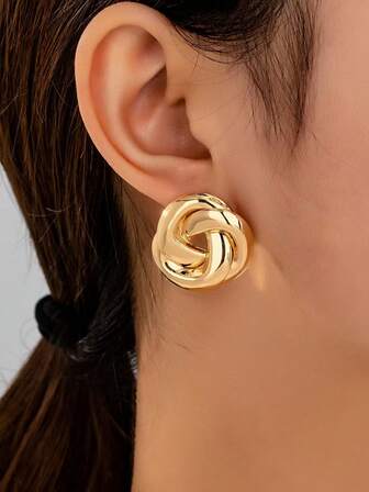 1 Pair Gold Twist Knot Exaggerated Niche Fashion Earrings, High-End Style