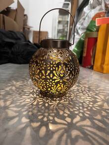 1PC Vintage-Style Solar LED Lantern With Handle - Outdoor Hanging Light For Garden, Patio & Lawn Decor