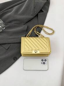 Nouveau sac à épaule mini en couleur unie avec gaufrage en PU, sac banane de style de rue pour le transport, sac à main carré minimaliste pour dame avec chaîne