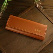 1pc Customized Engraved Faux Leather Eyeglasses Case, Suitable For Men And Women - Minimalist Style Glasses Frame With Personalized Letters - Durable And Easy To Clean - Ideal Gift For Parents