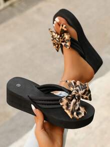 Sandalias de verano para mujer para uso en exteriores, sandalias de playa, con estampado de leopardo, lazo y decoración con rhinestones, transpirables y hechas a mano, adecuadas para la playa y uso casual en el hogar; Chanclas con suela gruesa y talla grande, color negro