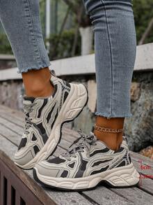 2025 Autumn 2024 Spring/Summer New Soft Leather Thick Sole Chunky Chunky Sneakers, Women Breathable Mesh Running Shoes, Casual Sports Shoes - Grey - View 2