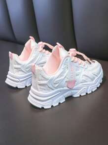 1 paio di sneaker casual estive bianche in rete traspiranti e bucherellate per ragazze