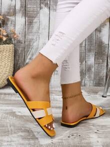 Fashionable Ladies Flat Slippers, 2025 New Square Toe Stripe Pattern Sandals, Versatile Casual Women's Sandals For Spring & Summer