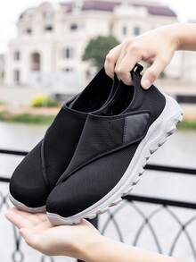 Zapatos deportivos para hombres / zapatos para personas mayores, zapatos casuales de suela antideslizante extra anchos y transpirables con diseño de para facilitar el calce, ajustables y adecuados para pies hinchados, personas mayores, recuperación, caminatas al aire libre y actividades en interiores