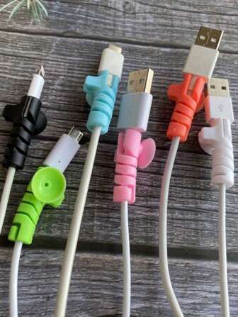 6 piezas Funda protectora en espiral de silicona con ventosa para cable de datos, protector de cable USB en espiral, compatible con Apple y Android, anti caída, evita la rotura y el aflojamiento del cable, evita el doblado, gestión de cables | Abrazadera de seguridad para cables | Funda de silicona, en varios colores (negro, azul, verde, rosa, naranja, blanco), apta para uso en automóvil, se puede adherir al cristal del automóvil, se puede usar en interiores y exteriores