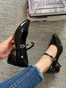 Women Heeled Sandals - Đen và trắng - Xem 1