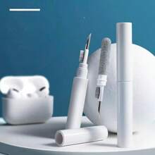 Set di pulizia 7 in 1, include spazzola per pulire le cuffie, set di pulizia, panno in microfibra, spazzola nascosta, estrattore di chiavi, barra di memoria rimovibile, penna per la pulizia, supporto per telefono, spazzola per la densità, set di pulizia per tastiera di laptop, strumenti per la pulizia dello schermo elettronico, spazzola multifunzione per telecamere, telefoni, MacBook, iPad, schermi, dispositivi elettronici, PC, telecamere, orologi, auto, regali per le vacanze