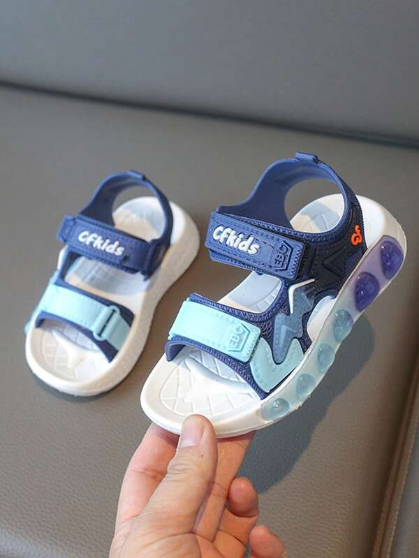 1 par de sandalias de playa versátiles de moda para niños, zapatos para niños pequeños con suela blanda de 2025, de punta abierta, adecuado para niños medianos y grandes, verano
