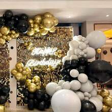 30 piezas Globos negros, blancos y dorados - Incluye globos metálicos dorados, mates negros, mates blancos y con brillo negro y dorado. Excelente para bodas, propuestas, cumpleaños, graduaciones, vuelta al cole, compromisos, duchas nupciales, decoración con globos, fondos y accesorios para fotografía