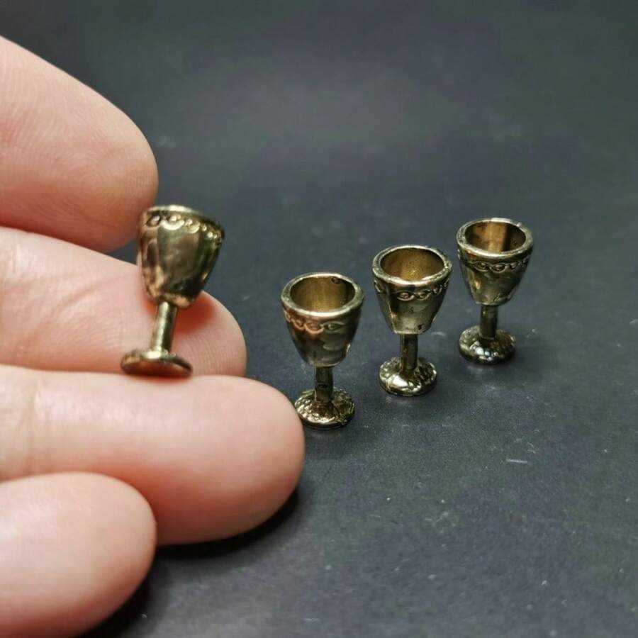 Mini Metal Wine Glasses, BJD, DIY Dollhouse Decoration Accessories, Realistic Kitchen Scene Decoration, Ideal For Birthday And Christmas - Multicolor - View 1