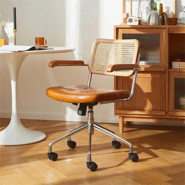 Chaise de bureau en rotin, style nordique, simple, pivotante, avec accoudoirs, idéale pour la chambre à coucher ou le jeu