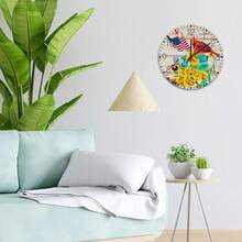Relojes de pared de madera que funcionan con batería sin tictac - Relojes de pared personalizados con girasoles y cardenales de estilo patriótico del 4 de julio - Decoración del hogar y suministros para fiestas del 4 de julio para baño, patio y porche, de 12 pulgadas - Estilo-7 - Ver 3
