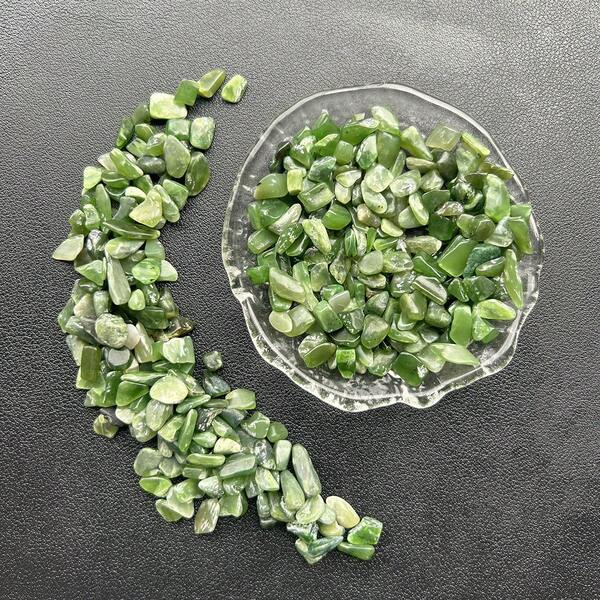 Natürlicher grüner Achat zerkleinerter Stein als Blumentopf-Füllung, Vase-Füller, Aquarium-Dekostein