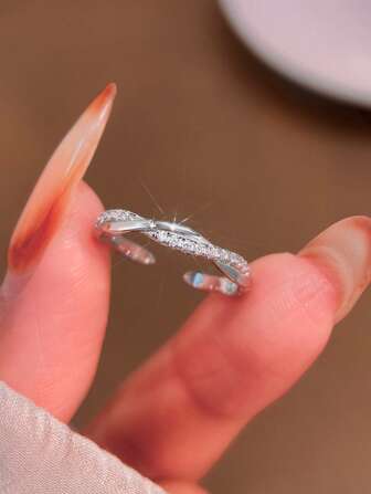 1PC S925 Sterling Silver Delicate And Unique Crossed Twist And Diamond Toe Ring Adjustable Toe Ring For Summer Seaside Wear