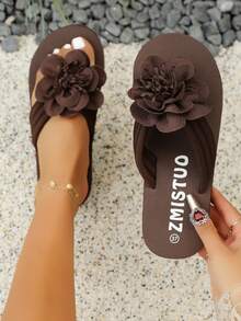 Dép xỏ ngón đế dày đi biển thời trang mới mùa hè 2025 dành cho nữ, họa tiết hoa (Gợi ý đặt hàng lớn hơn một cỡ nếu bạn có bàn chân rộng!) - Màu nâu  Mocha - Xem 5