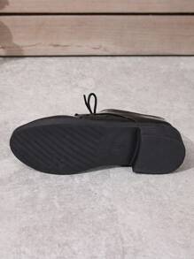 2025 New Platform Casual Lace-Up Women Flats, Fashion Versatile Black Ladies Lightweight Breathable Shoes
