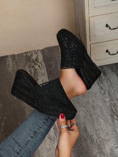 Dép lê đế xuồng bằng dây gai dầu thoáng khí, nhẹ và thời trang.