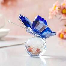 1pc Artificial Crystal Butterfly Decor - Elegant Home Decor, Valentine's Day & Christmas Gift, Safe For 24+ Months, Vivid Colors, High-Quality Polypropylene Fiber, Great For Shelves, Tables & Fireplaces