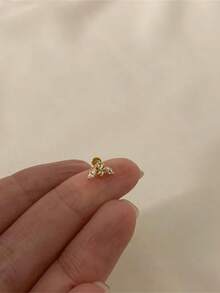 EleRunis 1只925纯银爪镶耳环，18K镀金耳骨/耳软骨/耳廓穿孔耳环，低过敏性首饰，适合女性和女孩日常佩戴，也适合婚礼、派对、订婚等场合。 - 金色 - 查看 5