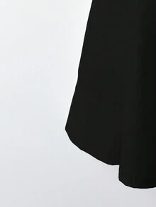 这款宽松女式V领衬衫，优雅百搭，适合春、夏、秋、冬四季穿着，通勤、商务、休闲、度假皆宜。由于版型宽松，建议选购小一码。韩版黑色 - 黑色 - 查看 9