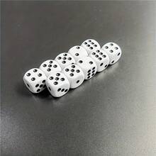 5件套高品质14mm骰子套装，白色骰子带黑点，亚克力圆角D6骰子，适用于俱乐部、酒吧、咖啡厅、KTV、烧烤 - 白色 - 查看 4