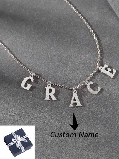 Colar com nome e letra personalizado para mulheres, colar com letras de A a Z, colar de aço inoxidável, presente de Dia dos Namorados para sua namorada, vintage, estilo clássico, elegante, moda outono, dinheiro antigo, presente punk personalizado para o Dia das Mães